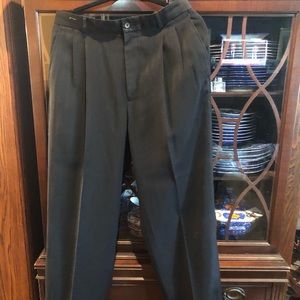 Elegant Clairborne black jaquard striped pants 32”